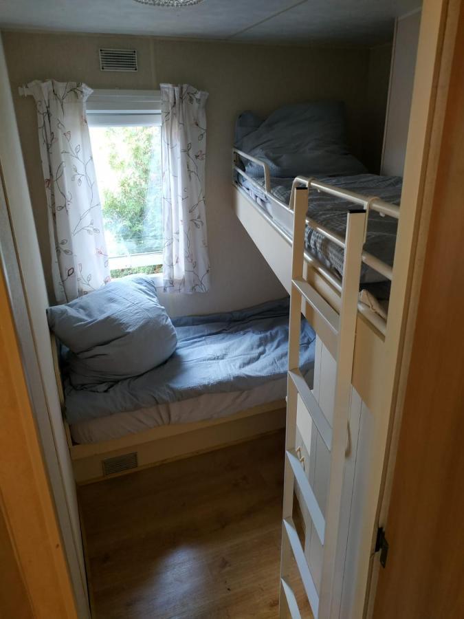4U Hostel Zgorzelec - Free Parking Jedrzychowice  ภายนอก รูปภาพ