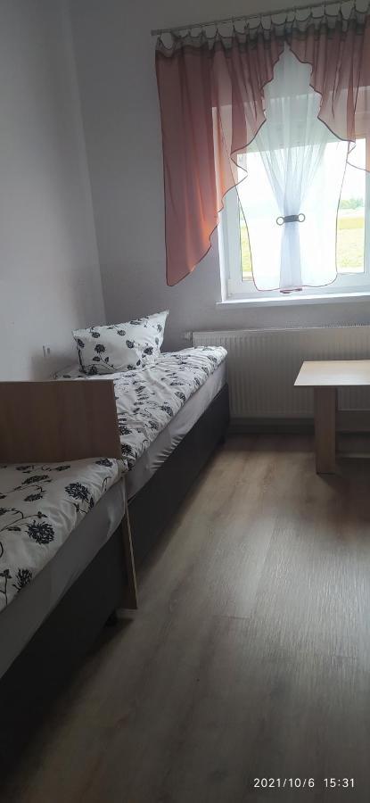4U Hostel Zgorzelec - Free Parking Jedrzychowice  ภายนอก รูปภาพ