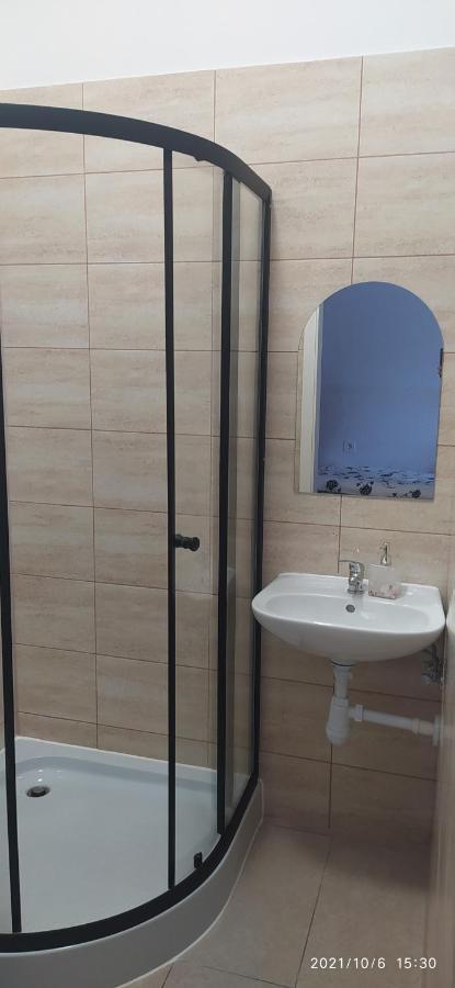 4U Hostel Zgorzelec - Free Parking Jedrzychowice  ภายนอก รูปภาพ